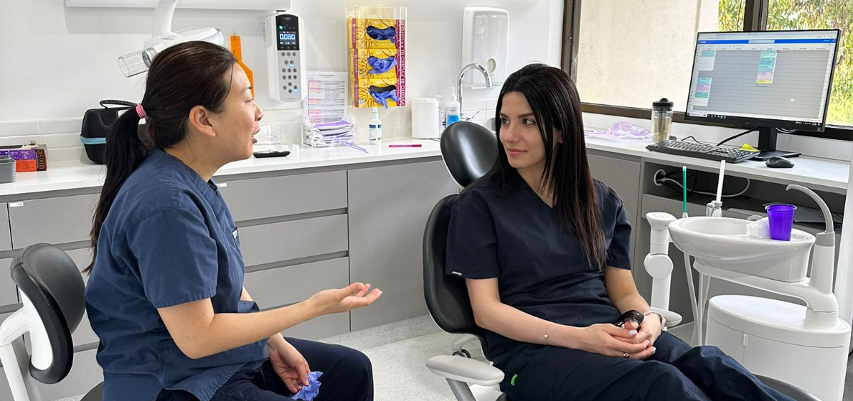 SIA Dental Burwood Dr Esther and Mulgrave Dr Nadi GP-4 SIA Dental Burwood Dr Esther and Dr Nadi